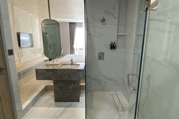 Room 45 of 64