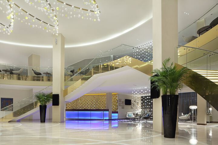 Hotel 2 of 52