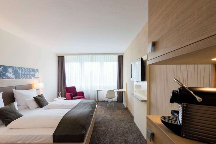 Room 10 of 59