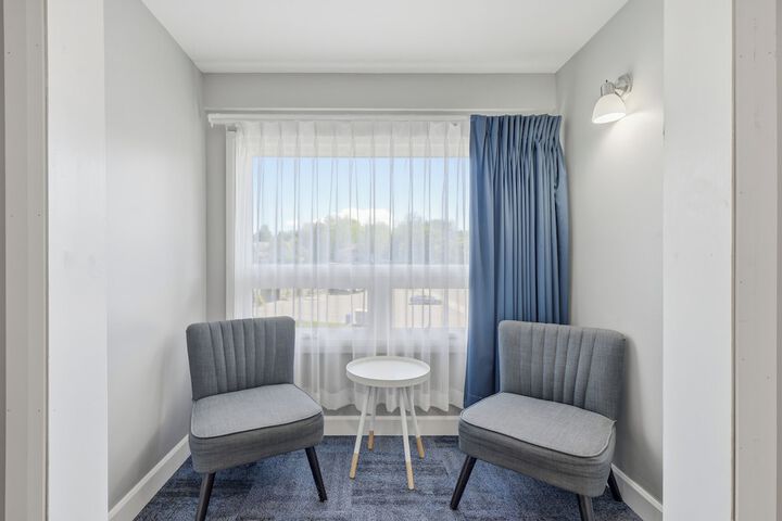Room 35 of 65