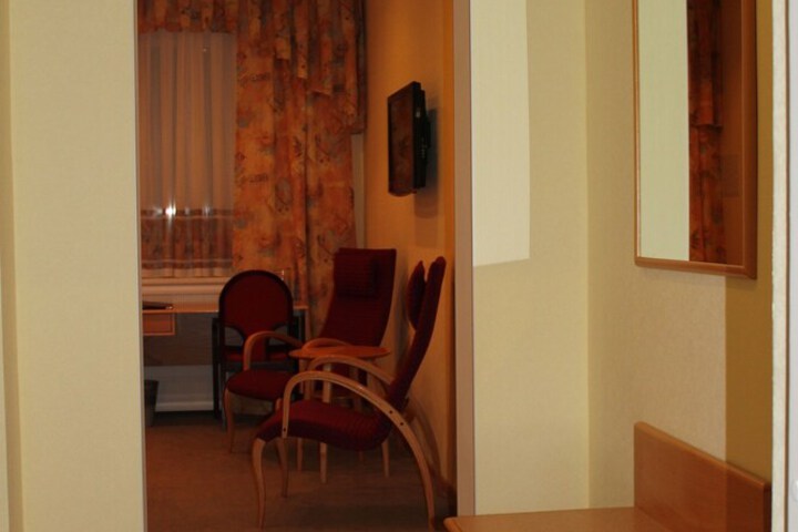 Room 25 of 108