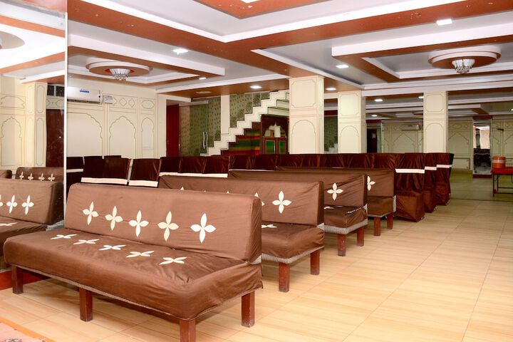 Ballroom/Hall 29 of 37