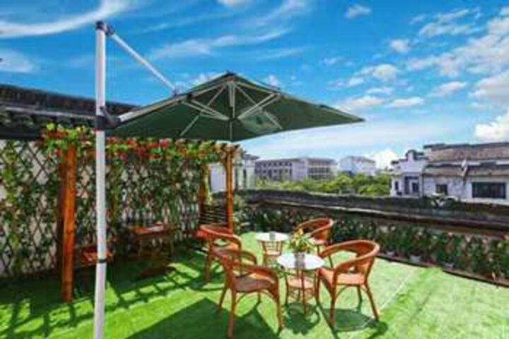 Terrace/Patio 5 of 10