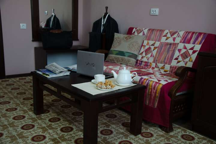 Room 8 of 45