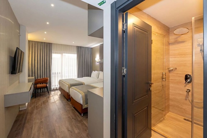 Room 39 of 74