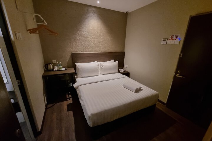 Room 89 of 138