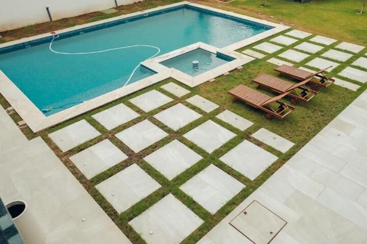Pool 30 of 57