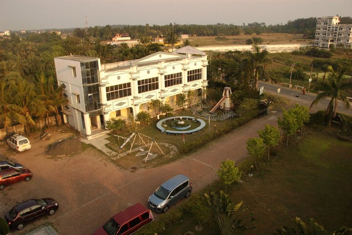 Hotel 63 of 65