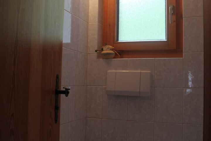 Room 7 of 41