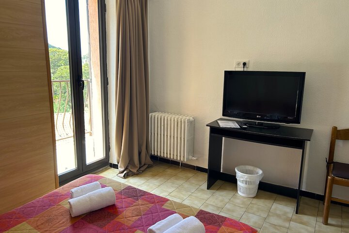 Room 15 of 61