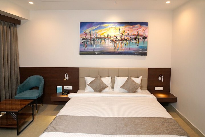Room 7 of 73