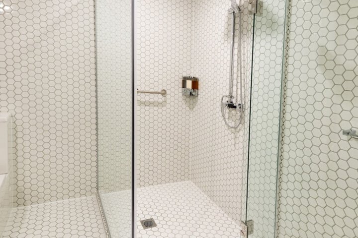 Room 32 of 41