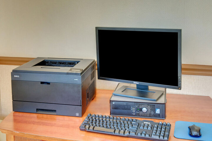 Business Center 12 of 36