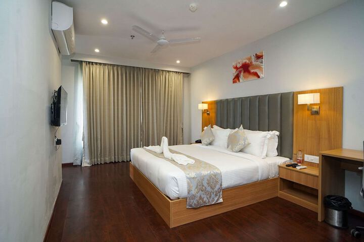 Room 19 of 36