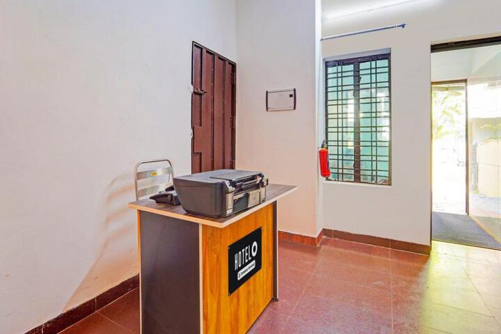 Super Hotel O Thammanam Kochi
