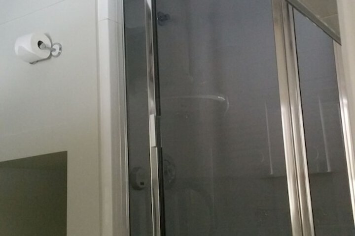 Room 162 of 198