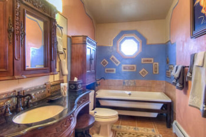 Room 3 of 22