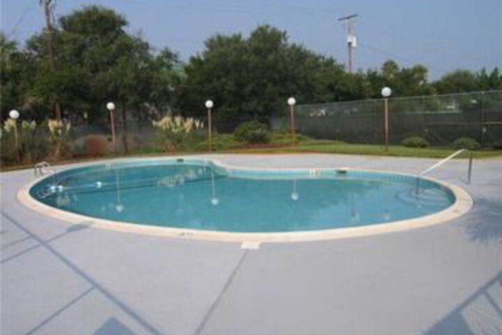 Pool 42 of 47