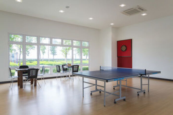 Room 10 of 52