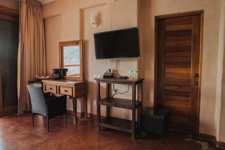 Room 22 of 48