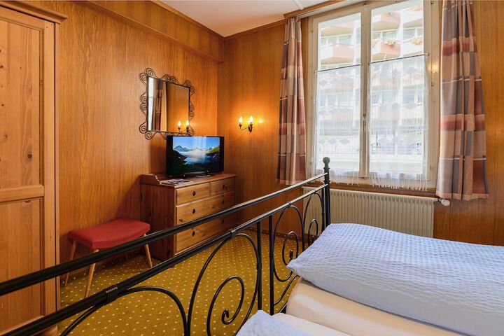 Room 56 of 120