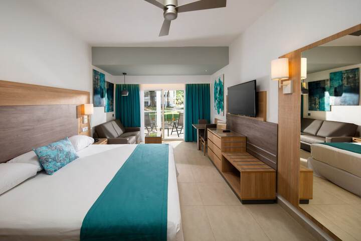 Room 15 of 67