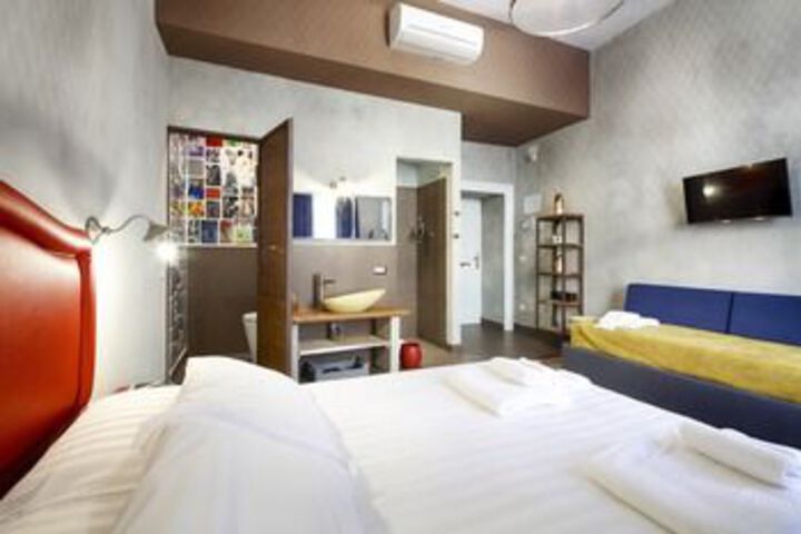 Room 10 of 45