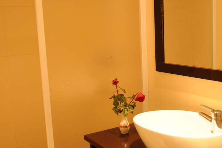 Room 38 of 103