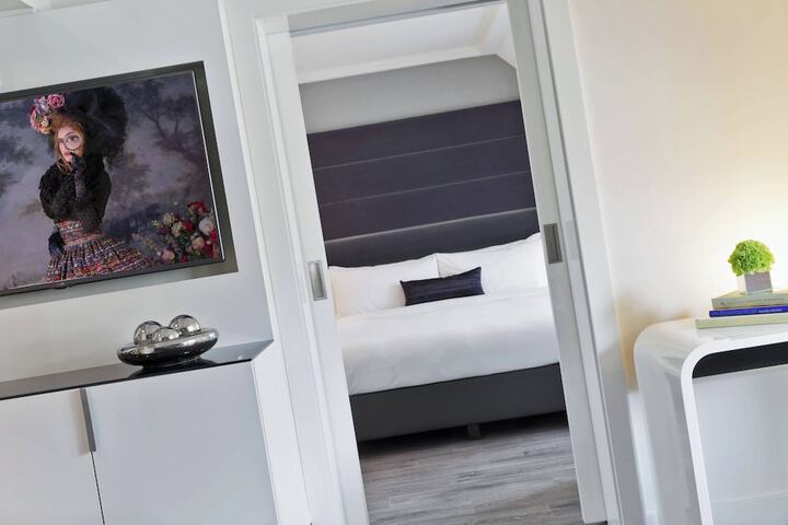 Room 35 of 105