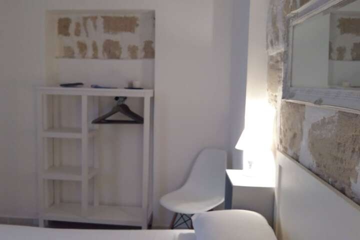 Room 13 of 69