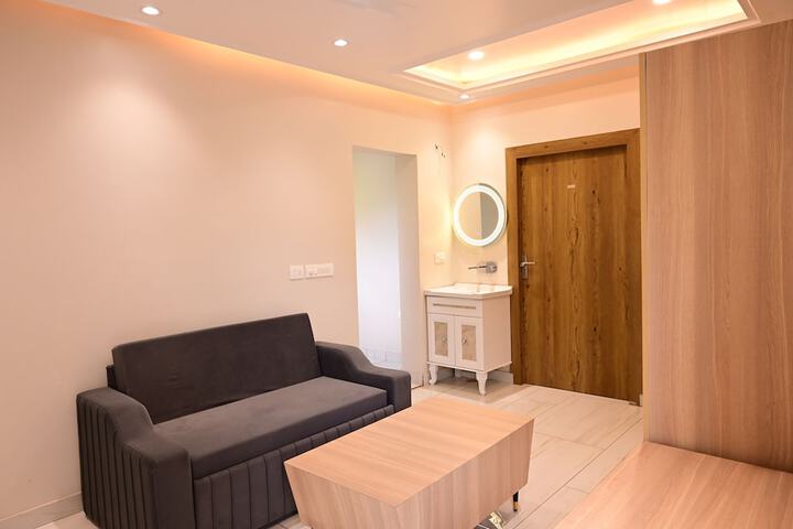 Room 7 of 26