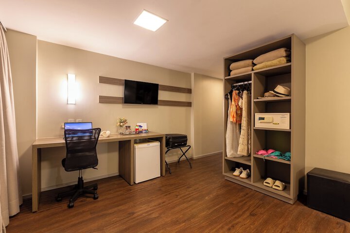 Room 55 of 162