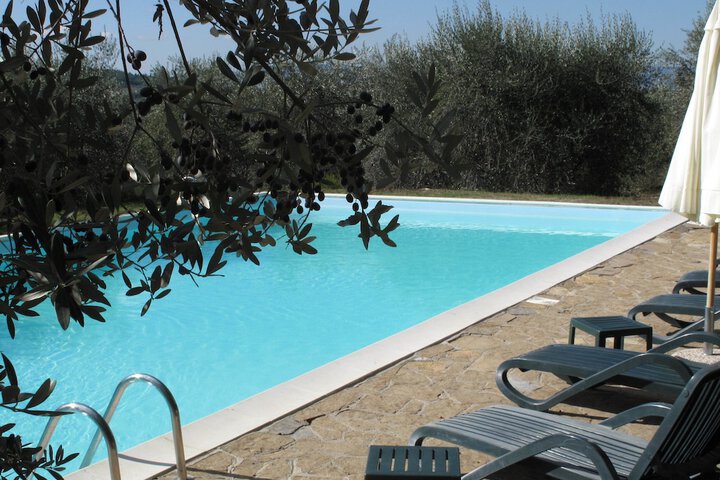 Pool 50 of 66