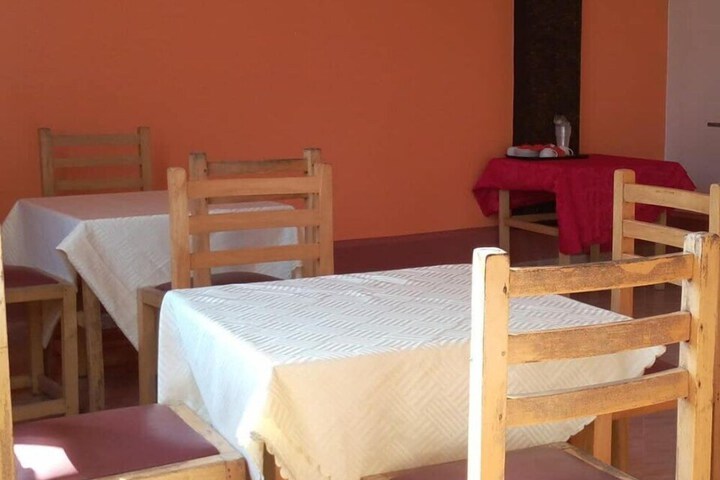 Kakiri Gardens & Hotel