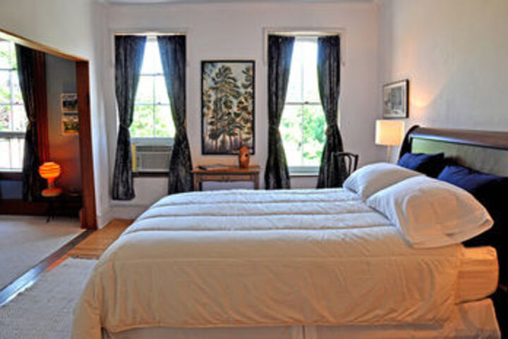 Room 8 of 20