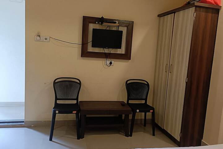 Room 3 of 14