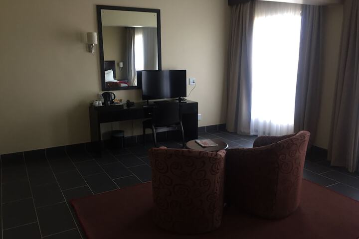 Room 7 of 48