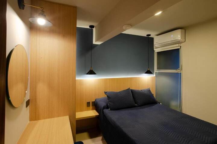 Room 4 of 15