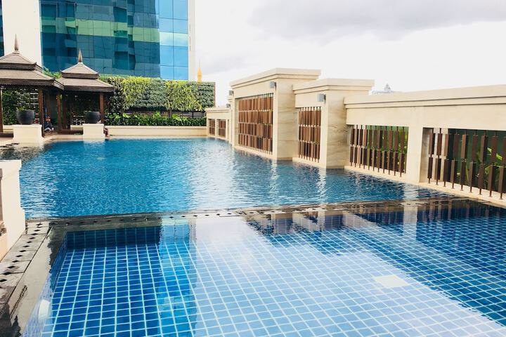 Pool 50 of 113