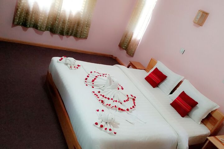 Room 8 of 42