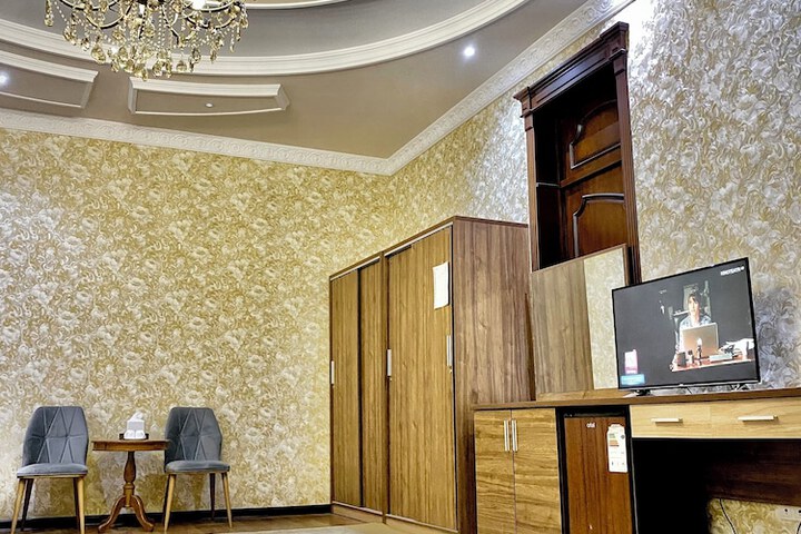 Room 7 of 15