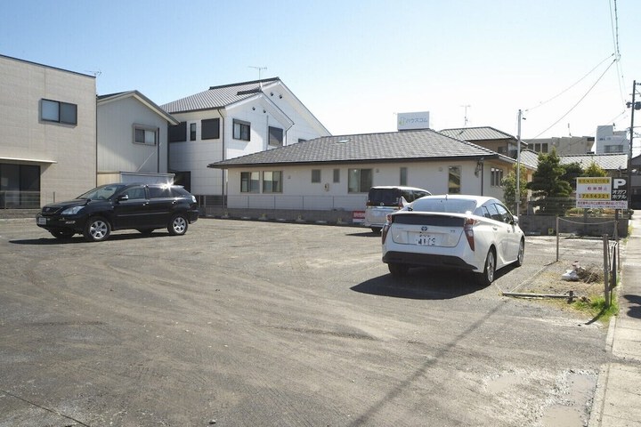 Property Grounds 23 of 25