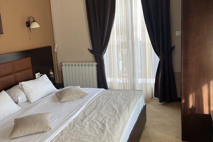 Room 50 of 109