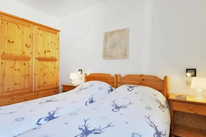 Locazione Turistica Cesa Manzini 3 by Interhome
