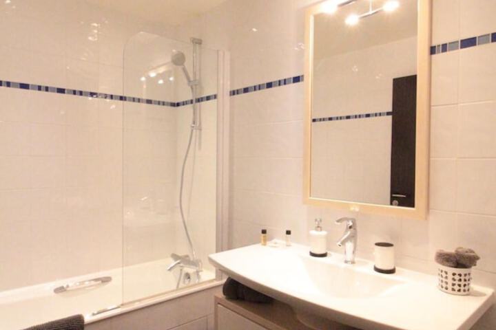 Bath Interior