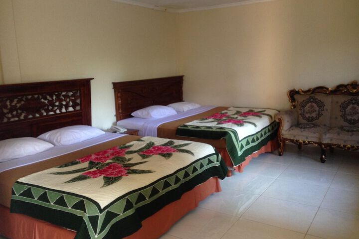 Room 4 of 15