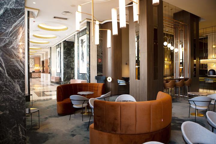 Hotel Interior 4 of 202