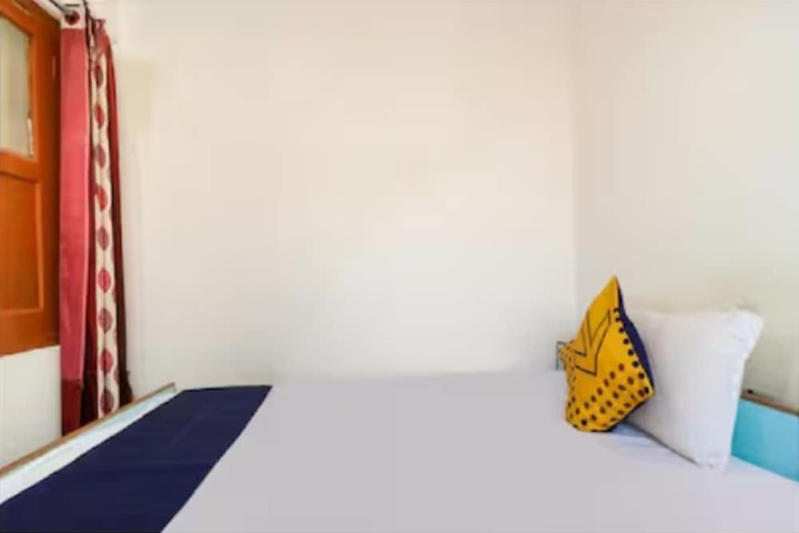 Room 7 of 20