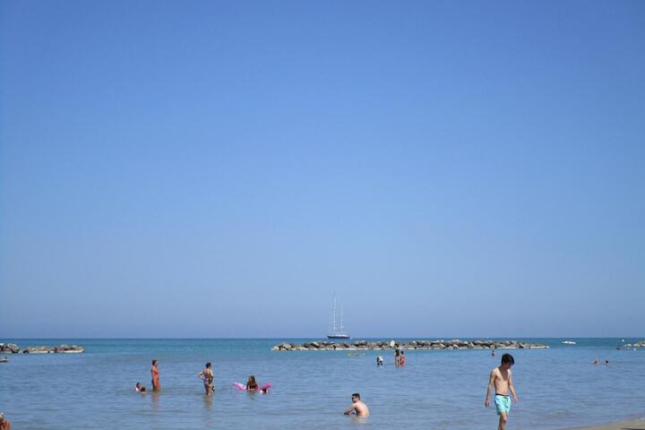 Beach 26 of 38