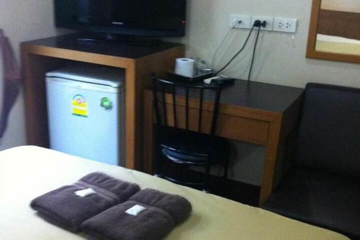 Room 10 of 31